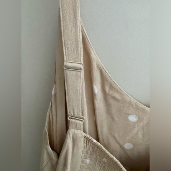 Old Navy Polka Dot Maxi Dress Womens Beige White Smocked Side Slit Slip Size XXL - Picture 6 of 7